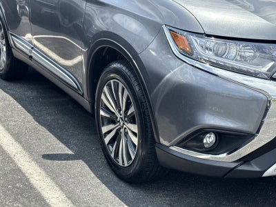 2020 Mitsubishi Outlander ES