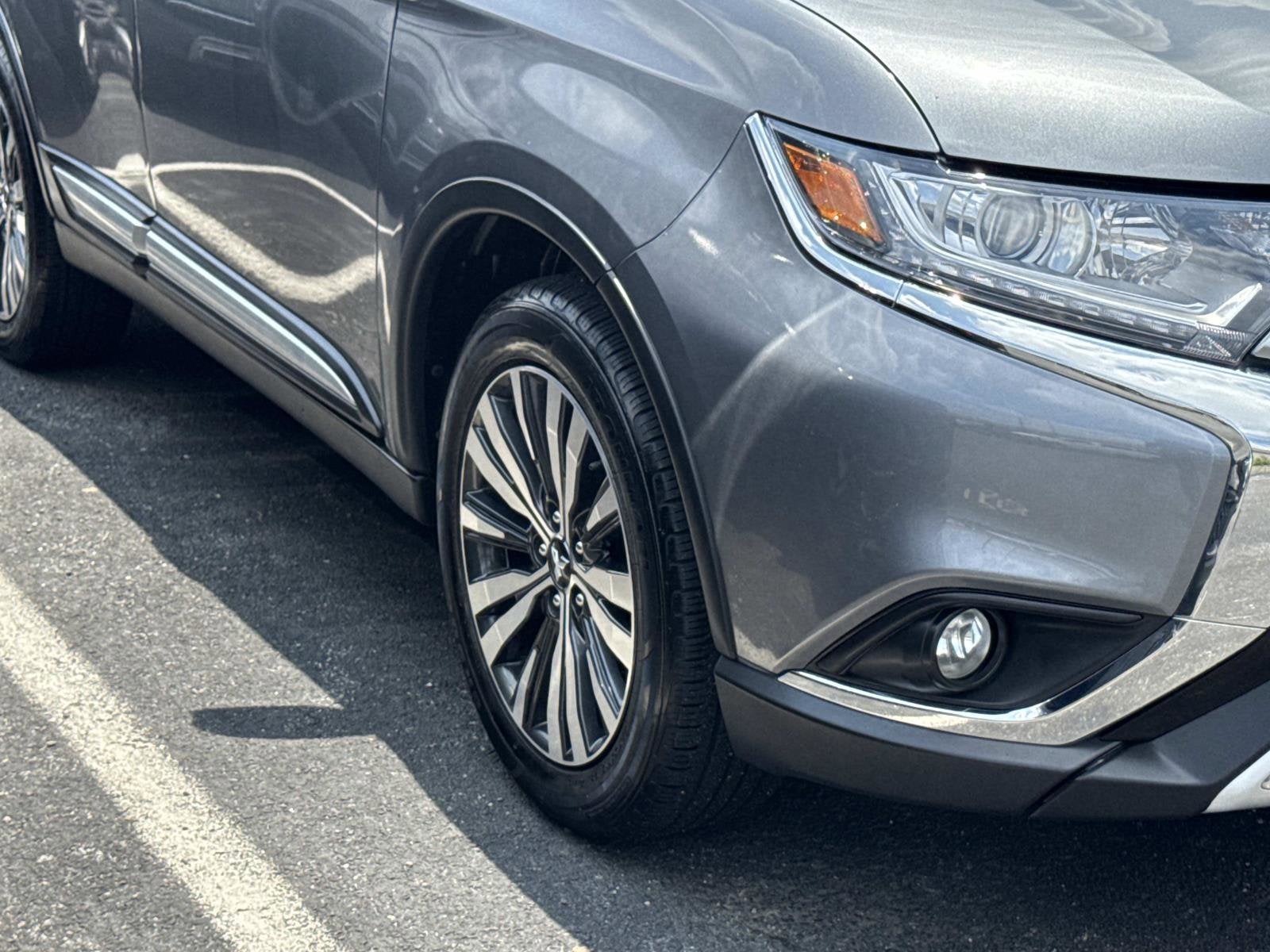 2020 Mitsubishi Outlander ES