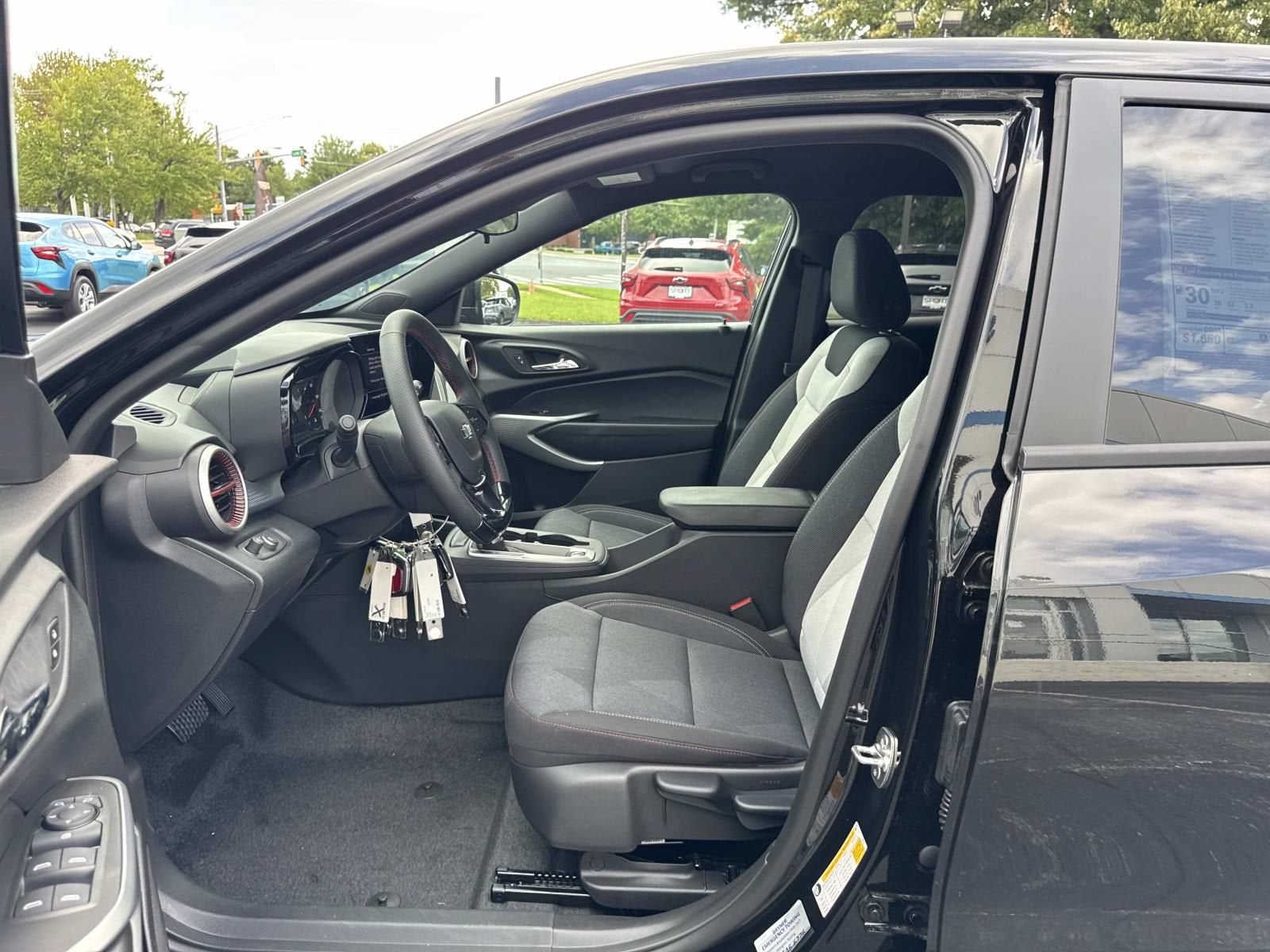 2026 Chevrolet Trax RS - Photo 17