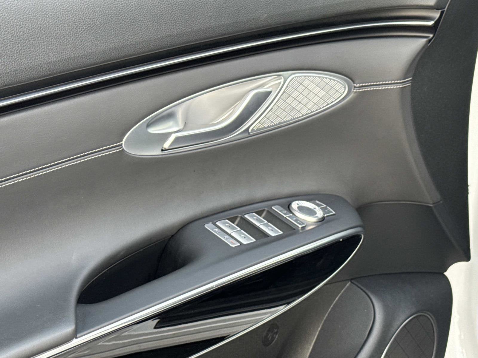 2025 Genesis GV70 2.5T