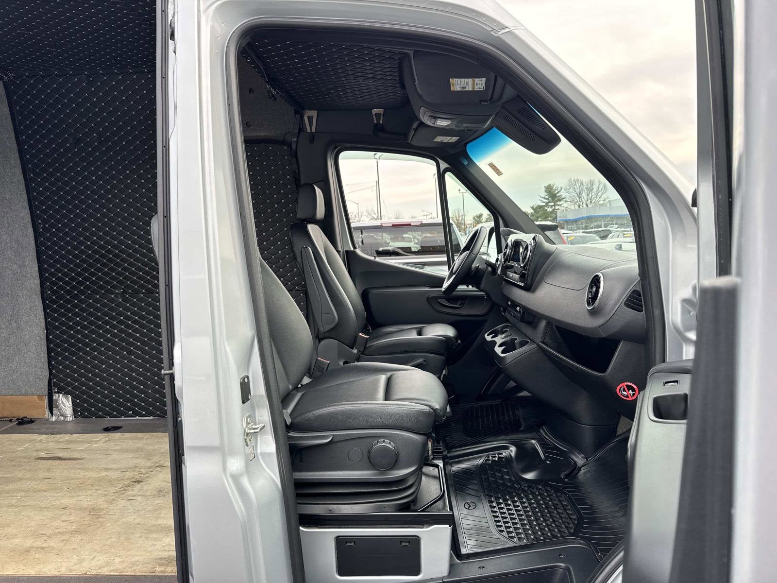 2022 Mercedes-Benz Sprinter Cargo Van NA